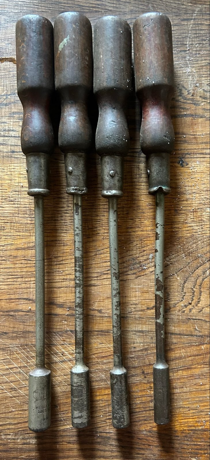 4 oude dopschroevendraaiers maten 8, 9, 10, 11, Ophalen of Verzenden