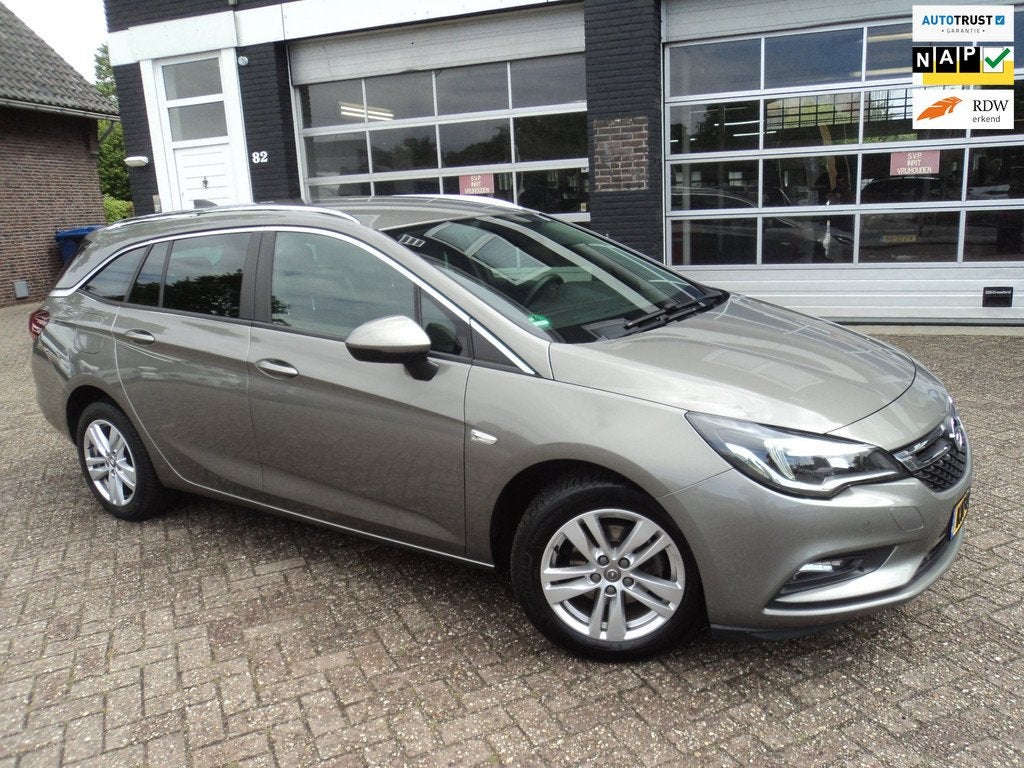 Opel Astra Sports Tourer 1.0 Business+ Camera Cruise Control, Voorwielaandrijving, Stof, Gebruikt, 1178 kg