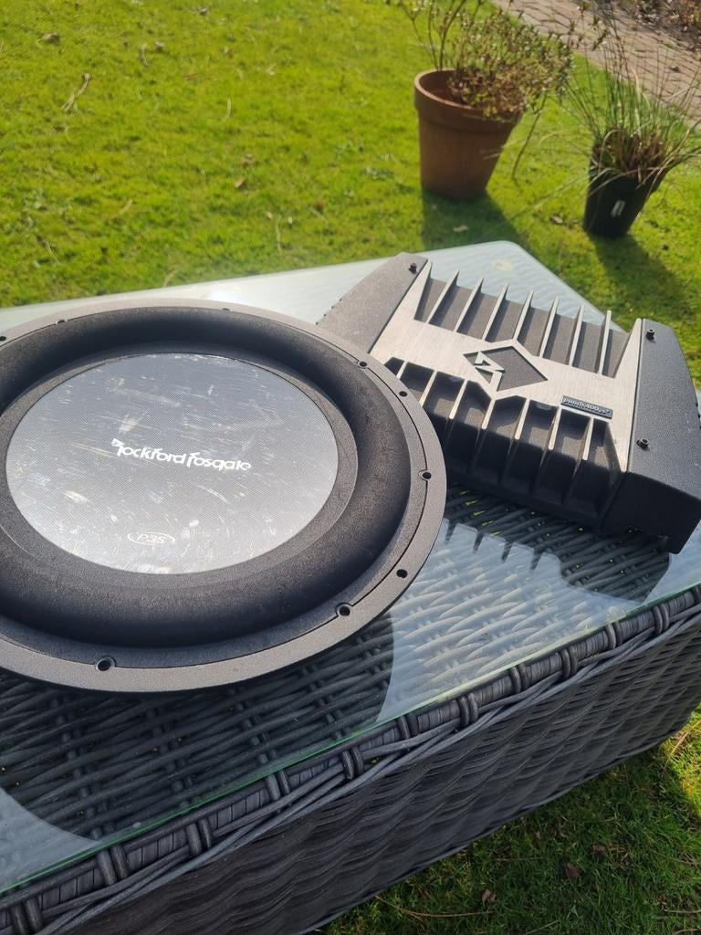 Rockford  fosgate low dept subwoofer met 4ch versterker, Ophalen