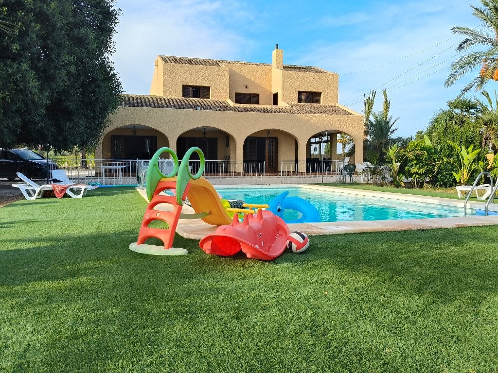 Grote Villa op het platteland Alicante, 10 min vanaf Strand, Vakantie, Vakantiehuizen | Spanje, 15 personen, Groepsaccommodatie