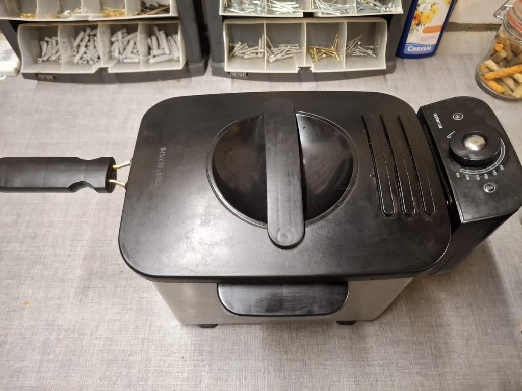 Te koop frictuurpan, 4 liter of meer, Ophalen
