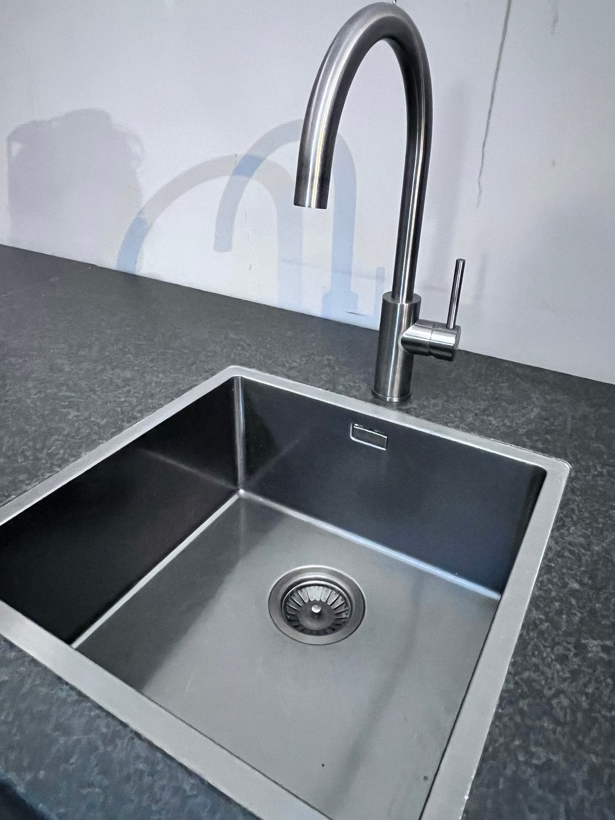 Foto 10 van Prachtige kwaliteit keuken van Keukenmax met graniet en Bora