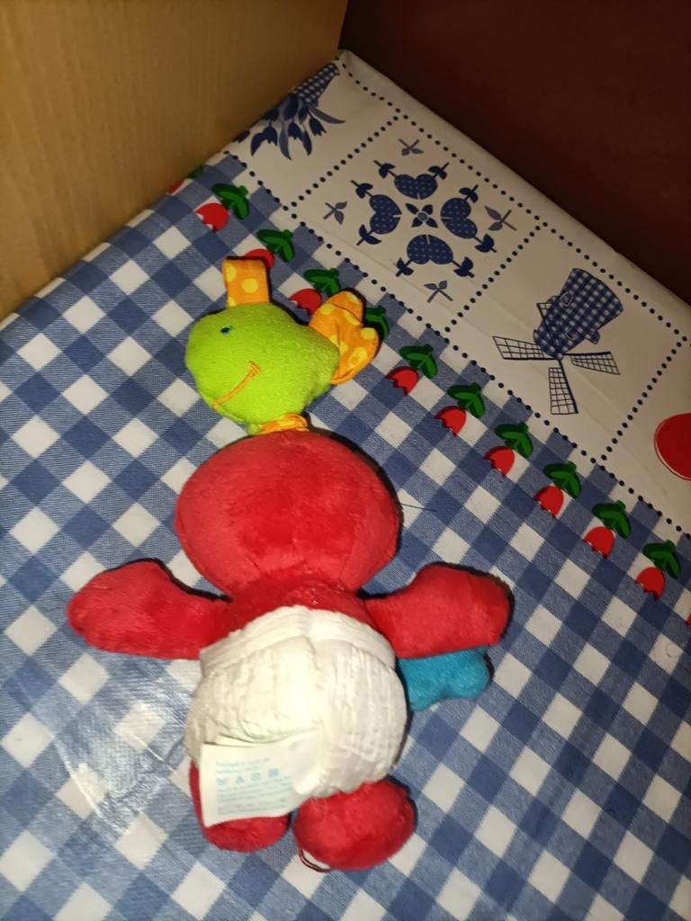 Elmo baby knuffeltje 27 cm groot, Ophalen of Verzenden, Zo goed als nieuw, Overige typen
