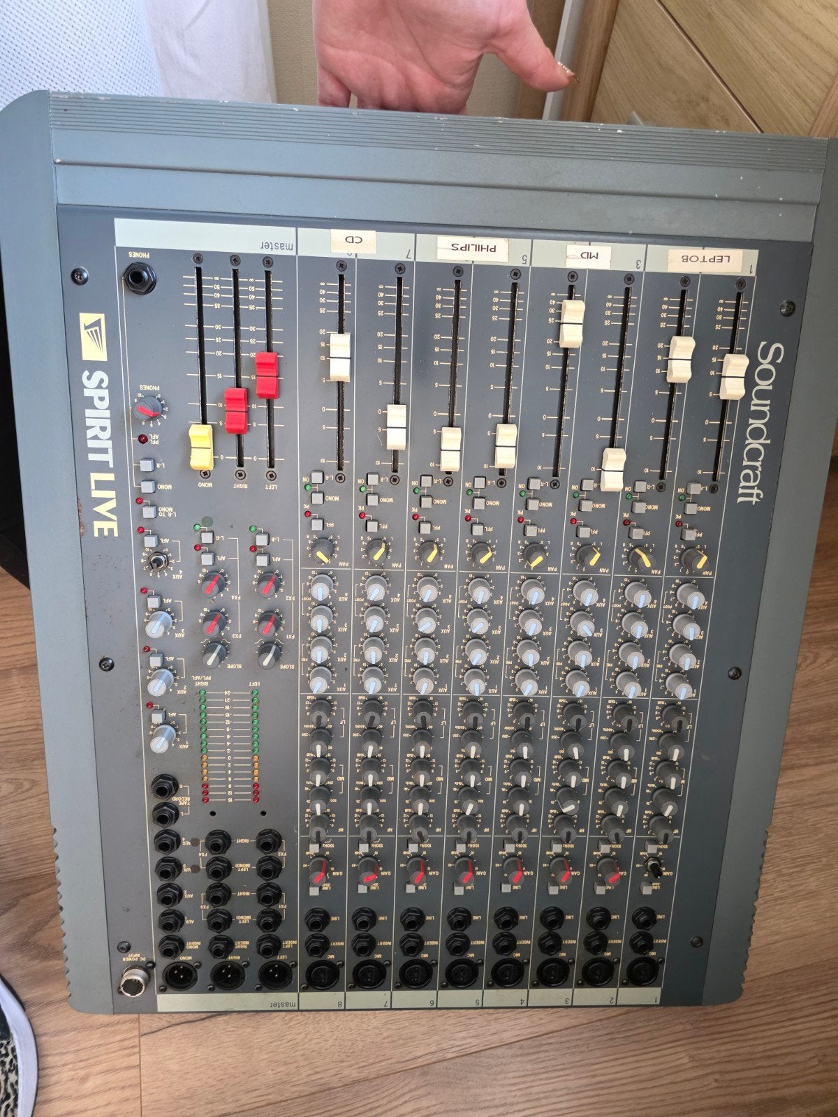Soundcraft Spirit Live mengpaneel, Ophalen of Verzenden, Gebruikt, 10 tot 20 kanalen, Microfooningang