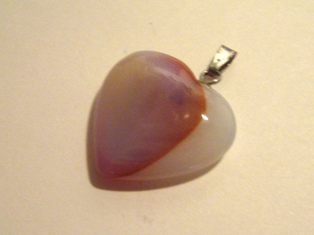 rode agaat hart hartje hanger edelsteen hangertje rood agaat, Ophalen of Verzenden, Zo goed als nieuw, Steen of Mineraal, Met edelsteen
