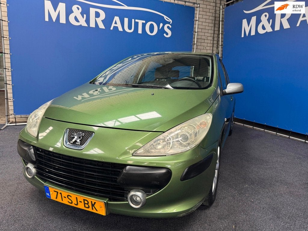 Peugeot 307 2.0-16V XT Automaat Nieuwe APK, Auto's, Peugeot, Gebruikt, 680 kg, 4 cilinders, 1470 kg