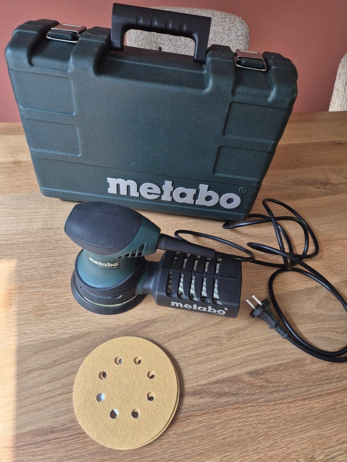 Metabo FSX 200 excentrische schuurmachine, Ophalen of Verzenden, Zo goed als nieuw, Minder dan 600 watt, Excentrische schuurmachine