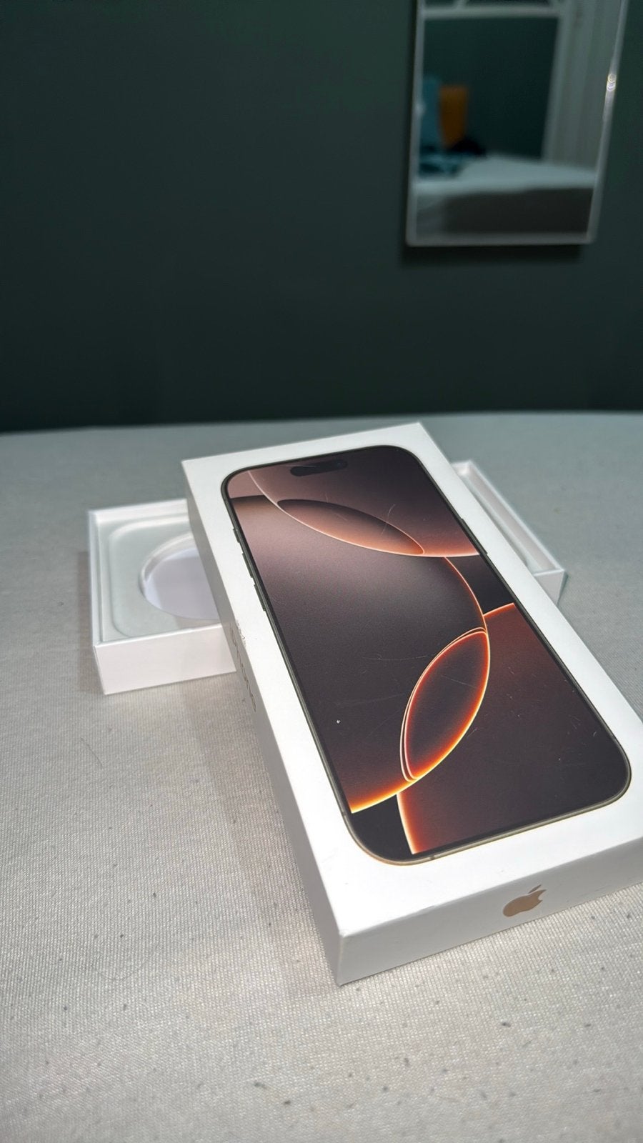 iPhone 16 Pro - Zo goed als nieuw, 91% batterij, Zo goed als nieuw, Zonder simlock, Zonder abonnement, Ophalen