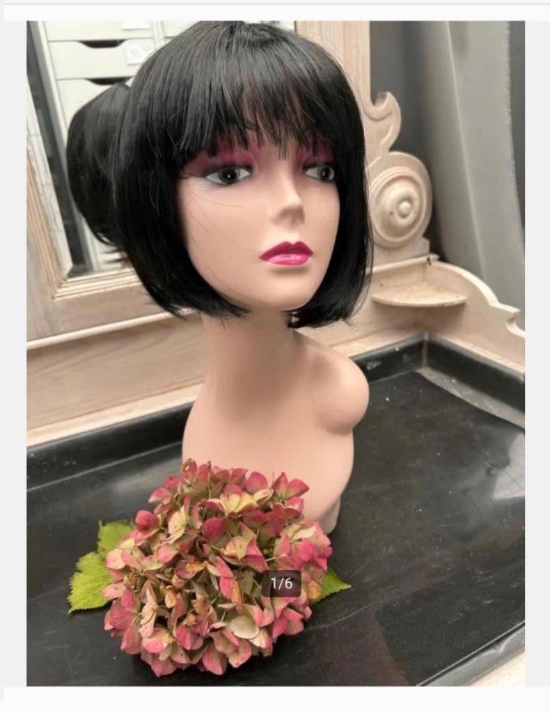 Mannequin Hoofd met Pruik nieuw beide - Zwart Bob Kapsel, Antiek en Kunst, Curiosa en Brocante, Ophalen of Verzenden