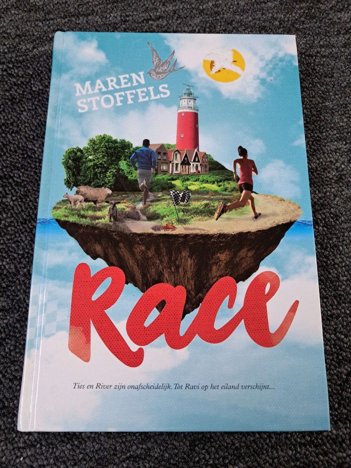 Race - Maren Stoffels (Jeugdboek), Ophalen of Verzenden, Zo goed als nieuw, Maren Stoffels, Fictie