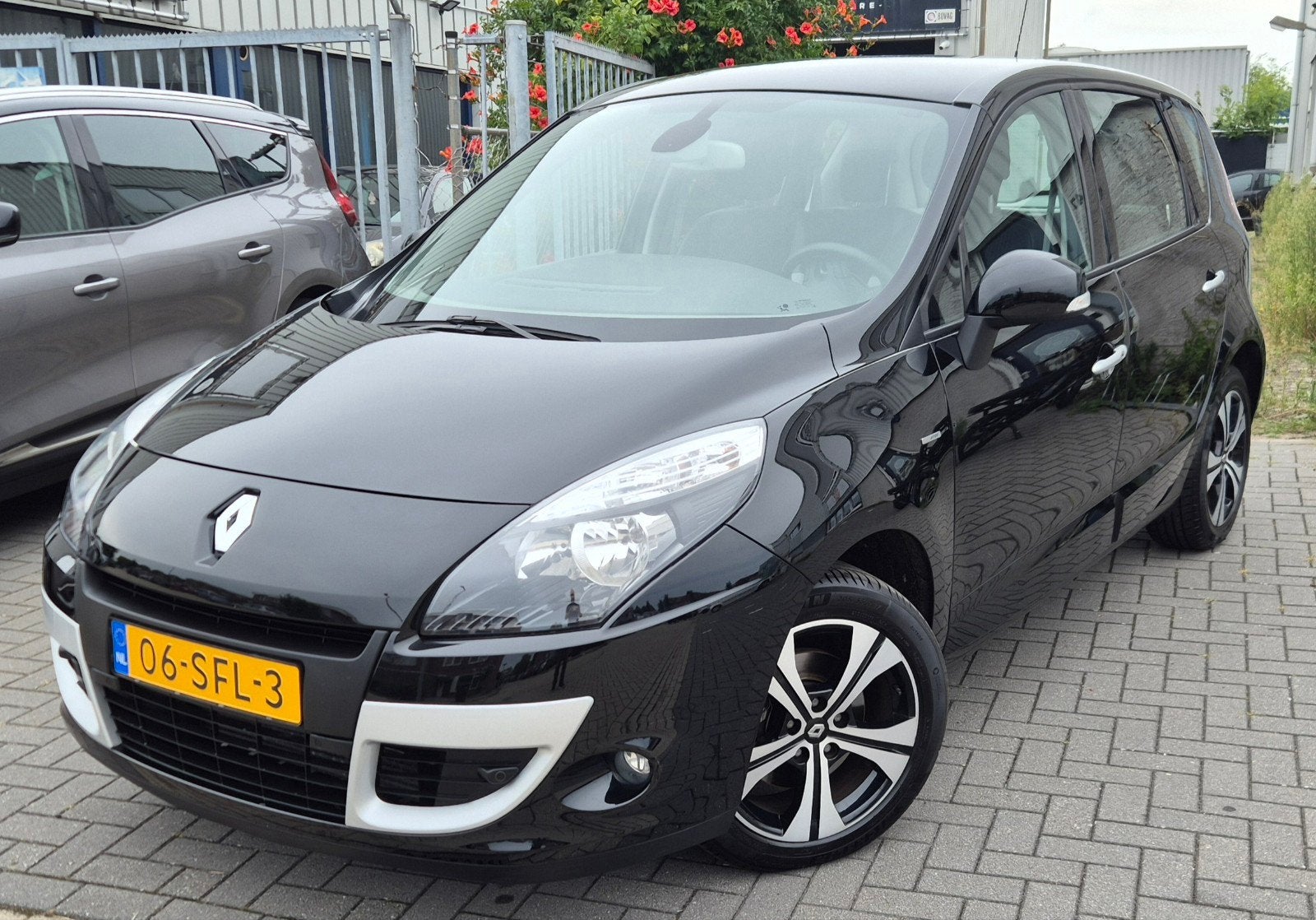 Renault Scénic 1.4 TCE 96KW 2011 Zwart*BOSE*1ste eigenaar*, Auto's, Voorwielaandrijving, 1295 kg, 4 cilinders, Zwart