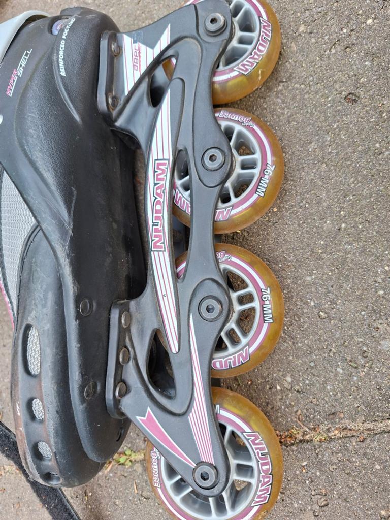 Inline skates met bescherming - Maat 38, Sport en Fitness, Skeelers, Overige merken, Gebruikt, Kinderen, Ophalen of Verzenden