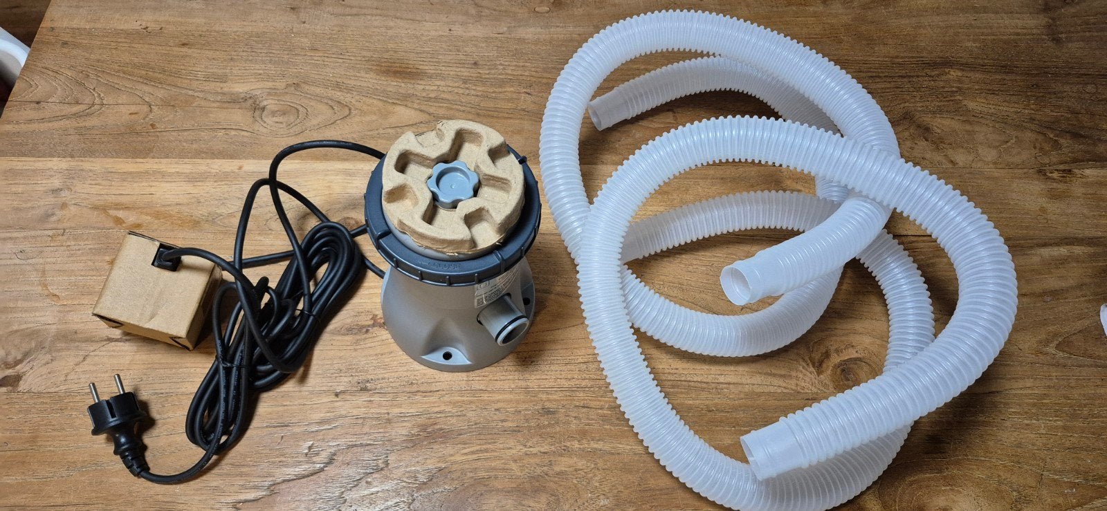 Zwembadpomp met filter en accessoires, Ophalen, Nieuw, Zwembadpomp