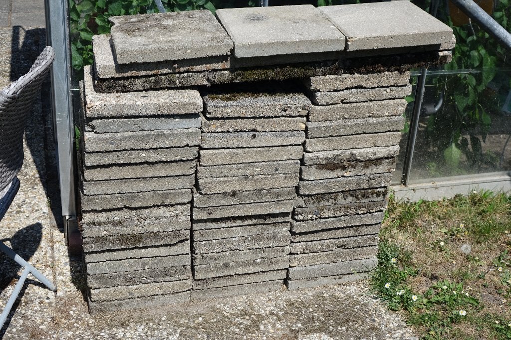 50 tuintegels 30x30 gratis ophalen in Strijen, Ophalen, Gebruikt, Beton, Terrastegels