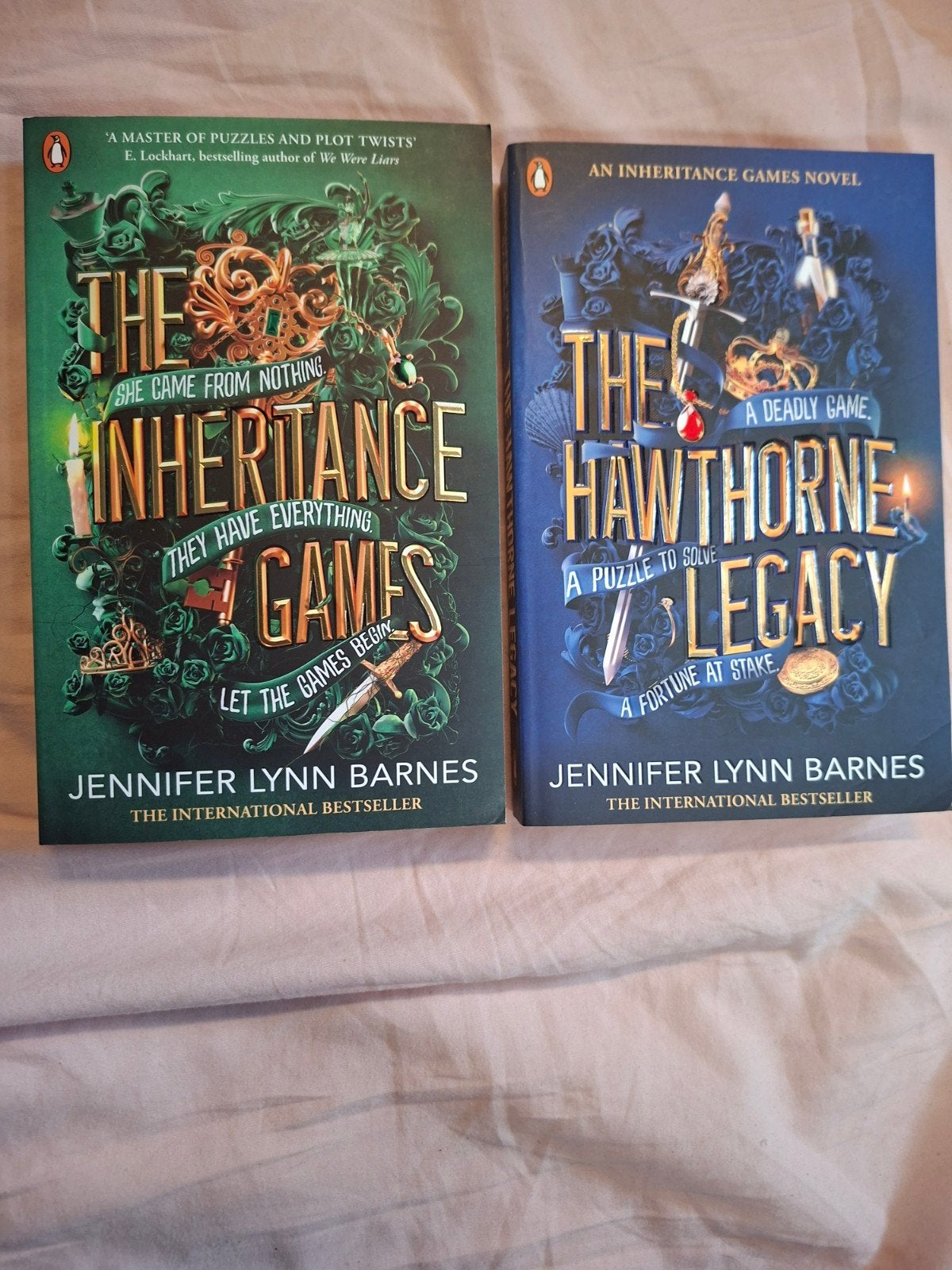The Inheritance Games & The Hawthorne Legacy, Ophalen of Verzenden, Zo goed als nieuw, Jennifer Lynn Barnes, Wereld overig