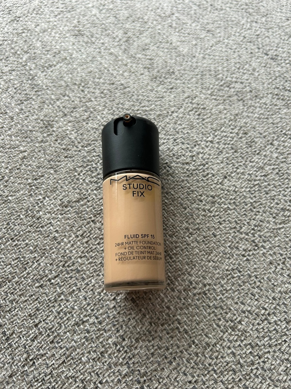 MAC studio fix foundation, Gebruikt, Gehele gezicht, Beige, Ophalen of Verzenden