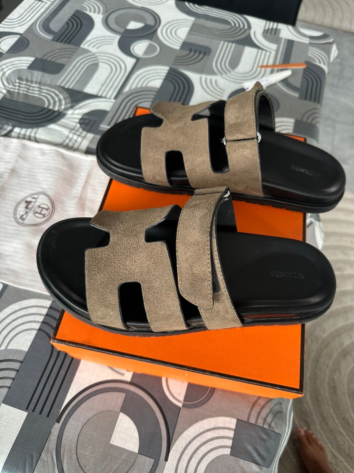 Hermes sandalen camel maat 45, Kleding | Heren, Schoenen, Ophalen of Verzenden, Zo goed als nieuw, Bruin, Sandalen