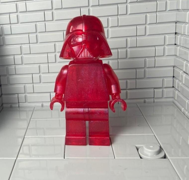 LEGO Prototype Darth Vader Minifigure - transparant rood, Star Wars, Lego, Ophalen of Verzenden, Zo goed als nieuw