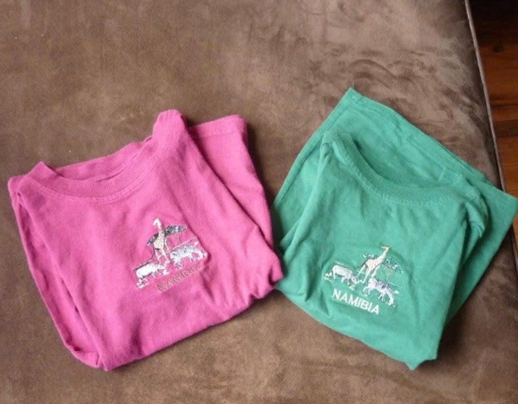 twee shirts in maat 9-10 safari, Ophalen, Zo goed als nieuw, Jongen, Shirt of Longsleeve