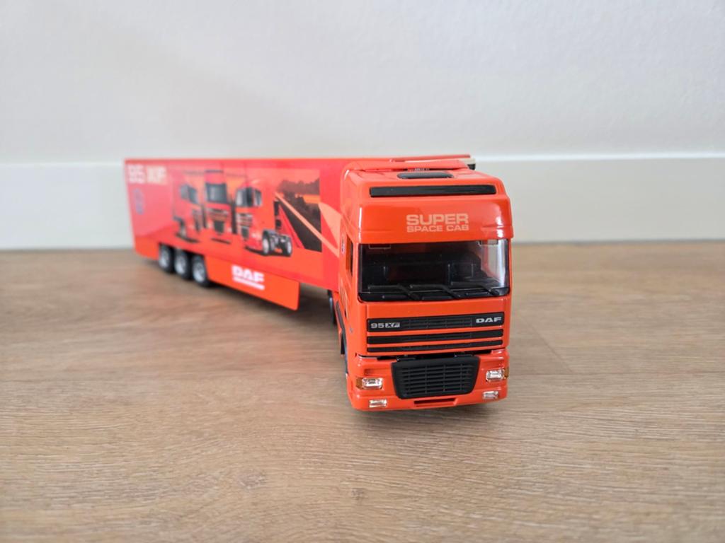 Lioncar Daf 95XF Super Space Cab demo, Ophalen of Verzenden, Zo goed als nieuw, Bus of Vrachtwagen, Lion Toys