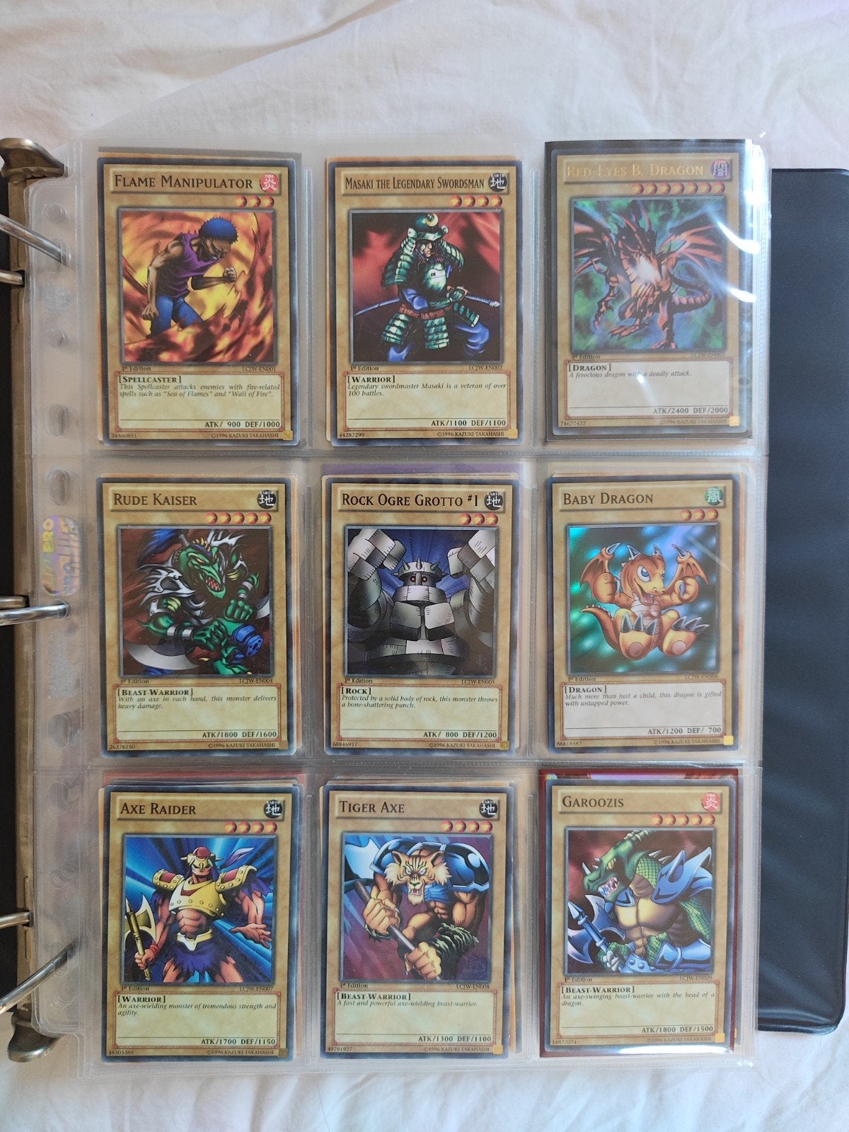 yugioh kaarten lcjw set complete, Ophalen of Verzenden, Zo goed als nieuw, Meerdere kaarten