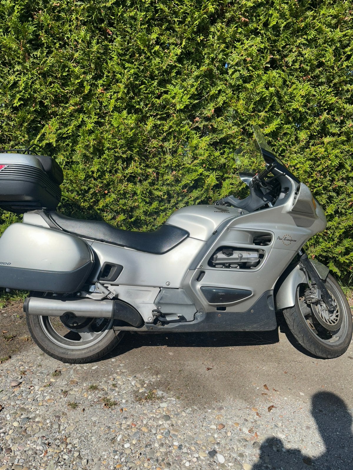 Goed rijdende motor, staat op nieuwe banden.T.E.A.B., Motoren, Cardan-aandrijving, 4 cilinders, Gebruikt, Particulier