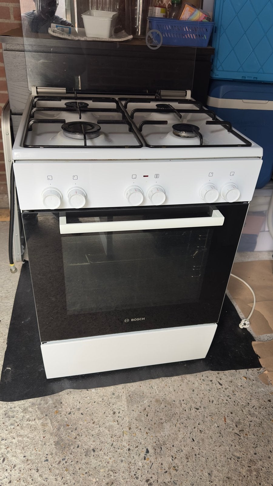 Bosch gasfornuis met elektrische hete lucht oven, Ophalen, Hete lucht, 4 kookzones, Zo goed als nieuw