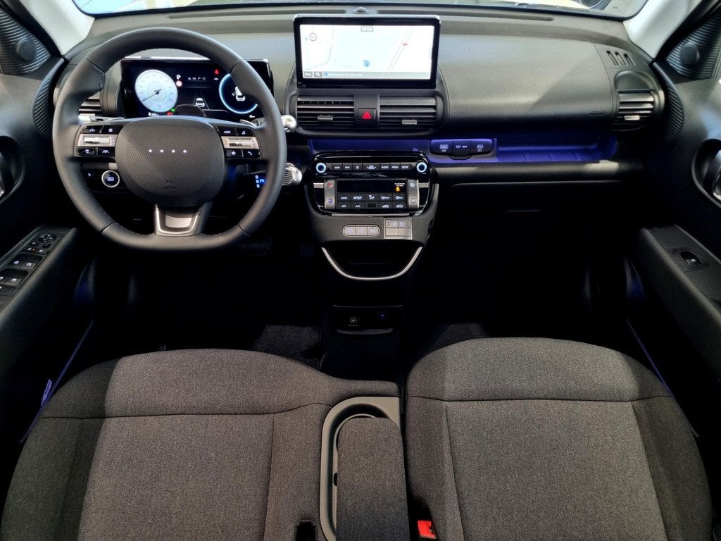 Hyundai INSTER Evolve Sky Plus 49 kWh / Apple Carplay / Andr, Auto's, Hyundai, 1328 kg, Stof, 116 pk, Wit