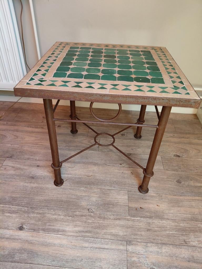 Marokkaanse bijzettafel met mozaïek blad, Gebruikt, Metaal of Aluminium, Vierkant, Ophalen