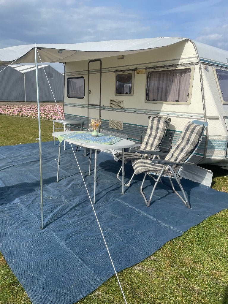 Compacte TEC Caravan - Ideaal voor avontuurlijke reizen, Vast bed, T.E.C., Rondzit, Bedrijf