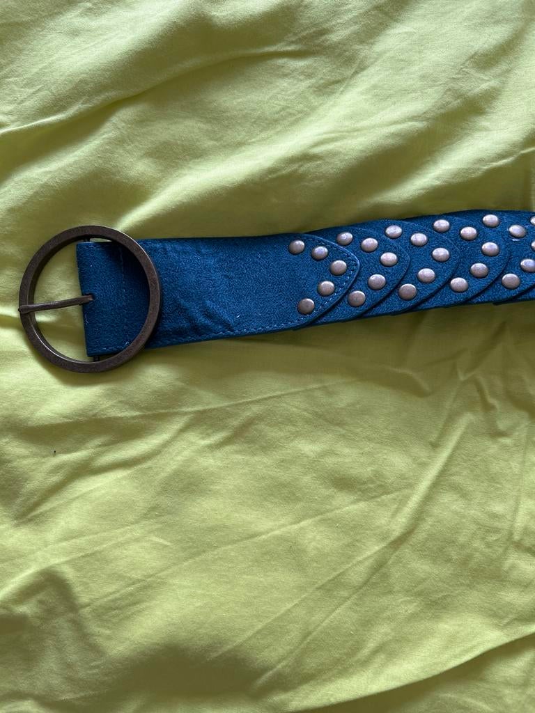 Dames riem blauw 104 cm, Kleding | Dames, Riemen en Ceinturen, Ophalen of Verzenden, Gedragen, Overige kleuren, 100 cm of meer