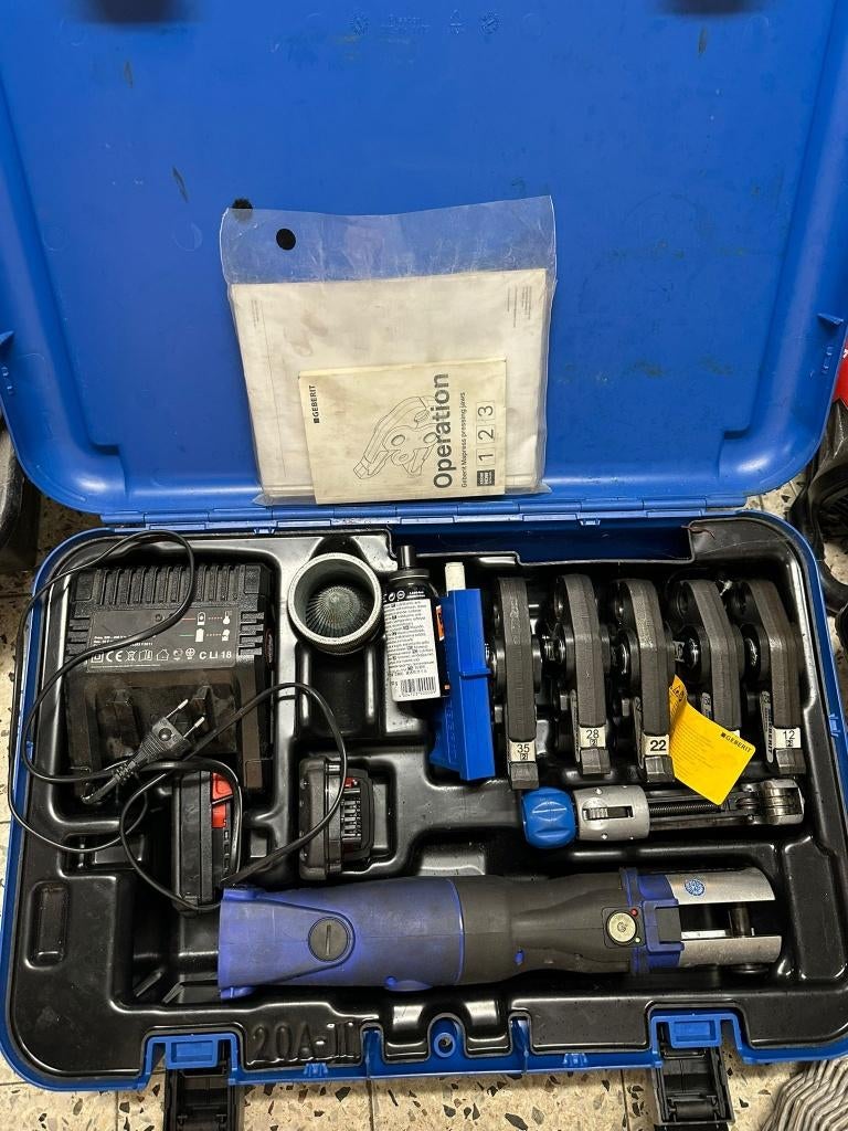 Geberit Mapress helemaal compleet, koffer+accu, Ophalen, Gebruikt