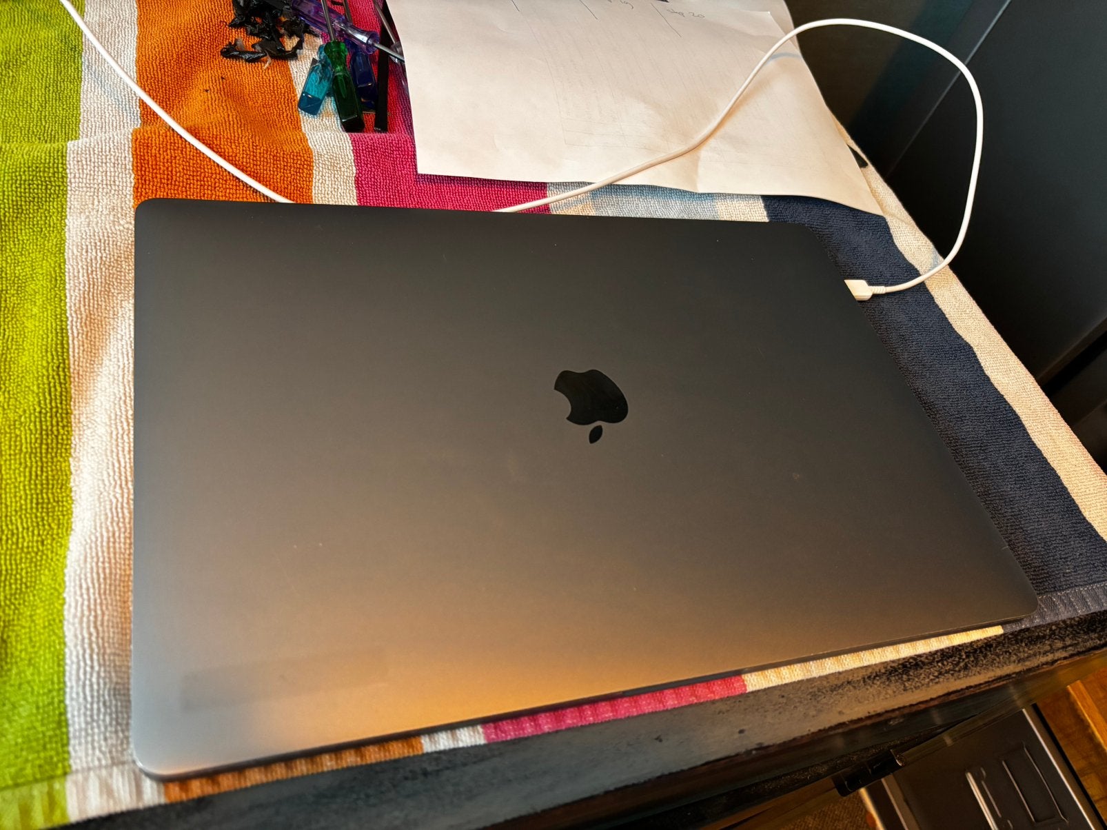 Macbook pro 15 inch 2018 touchbar - nieuwe accu!, MacBook Pro, 2 tot 3 Ghz, 15 inch, Ophalen of Verzenden
