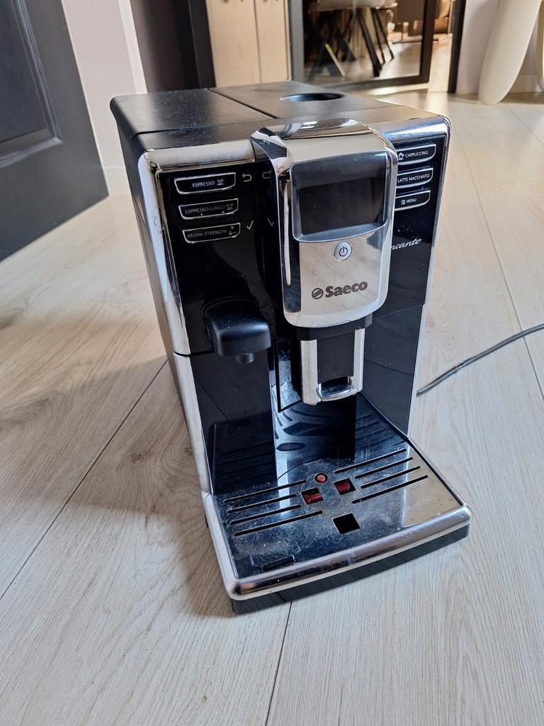 Saeco incanto volautomatisch koffiezetapparaat, Witgoed en Apparatuur, Koffiezetapparaten, Ophalen, Koffiemachine