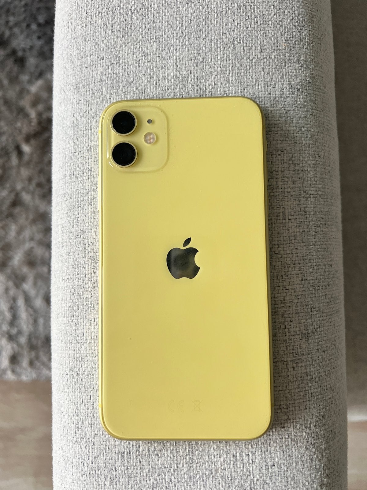 Apple iPhone 11 - 128GB - Geel (Zo goed als nieuw), Telecommunicatie, 128 GB, Geel, Zo goed als nieuw, Zonder simlock