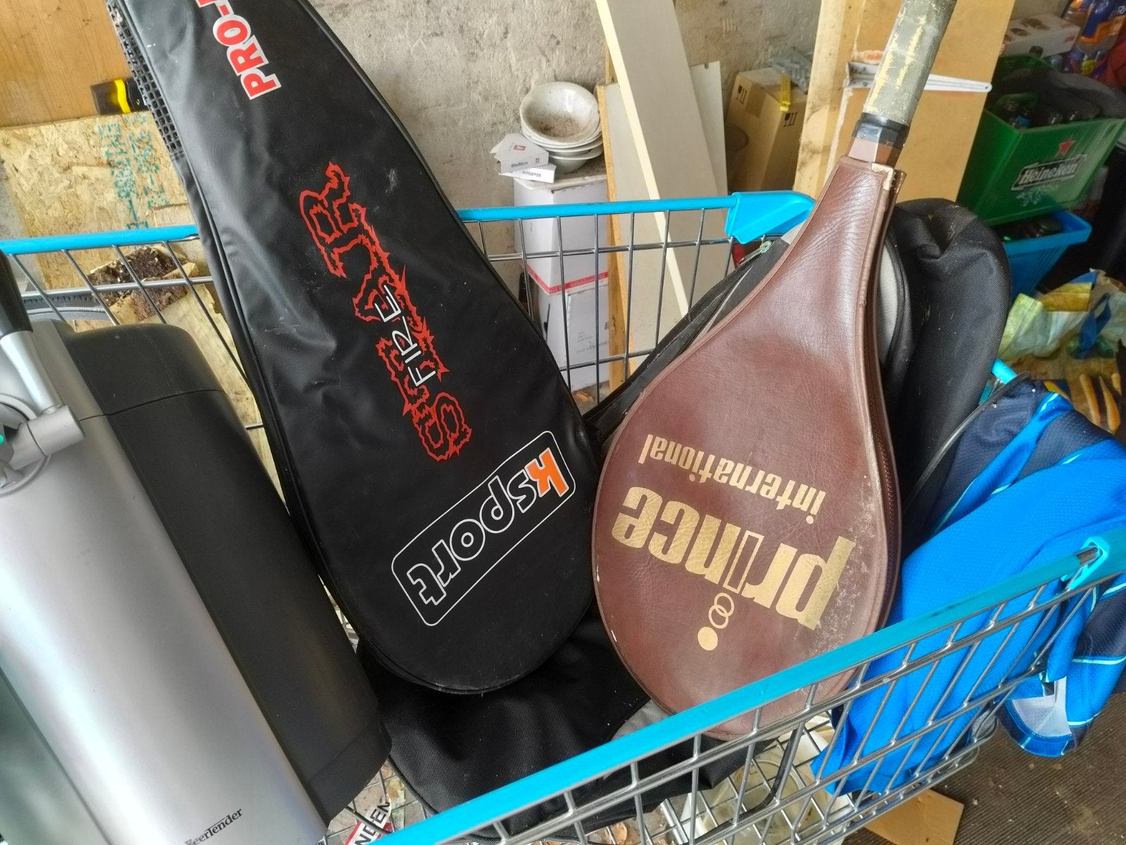 Tennistas met twee rackets., Sport en Fitness, Ophalen, Gebruikt, Tas, Overige merken