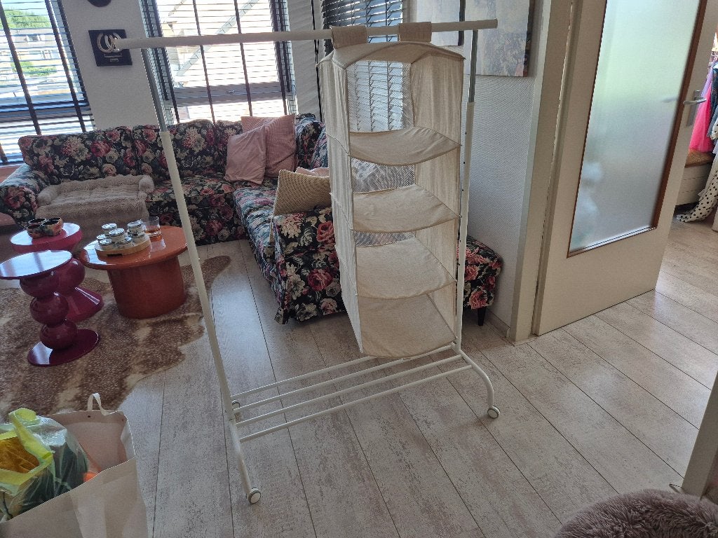 Kleding rekken gratis af te halen, Ophalen of Verzenden, Gebruikt