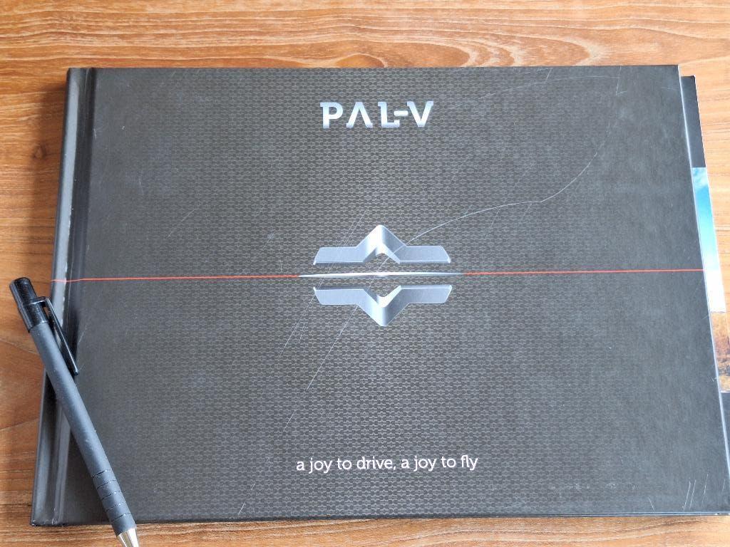 De PAL-V Liberty (Personal Air and Land Vehicle), Boeken, Auto's | Boeken, Zo goed als nieuw, Overige merken, Ophalen of Verzenden