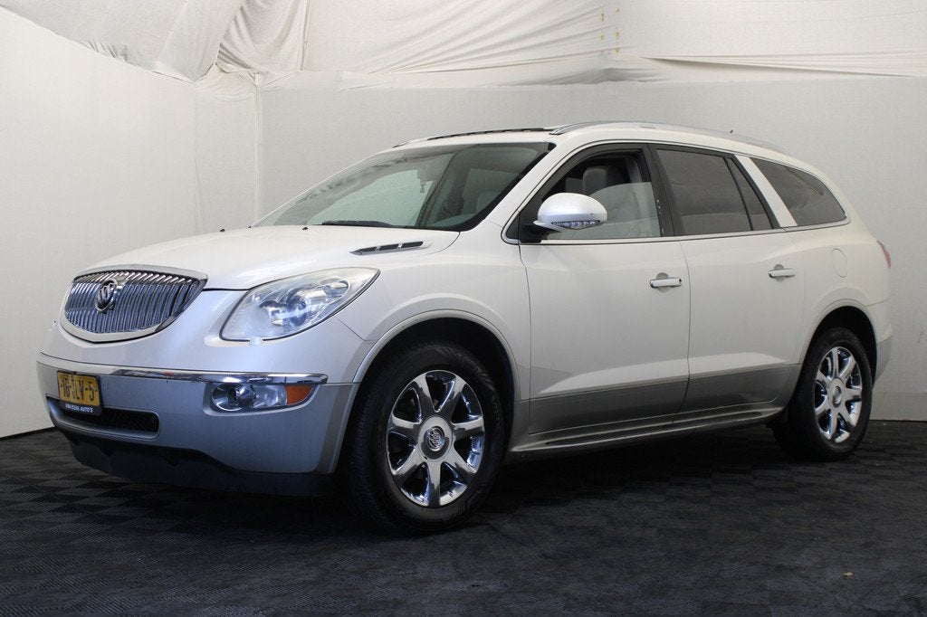 Buick Enclave (bj 2008, automaat), Auto's, Buick, Automaat, Gebruikt, Beige, 7 stoelen