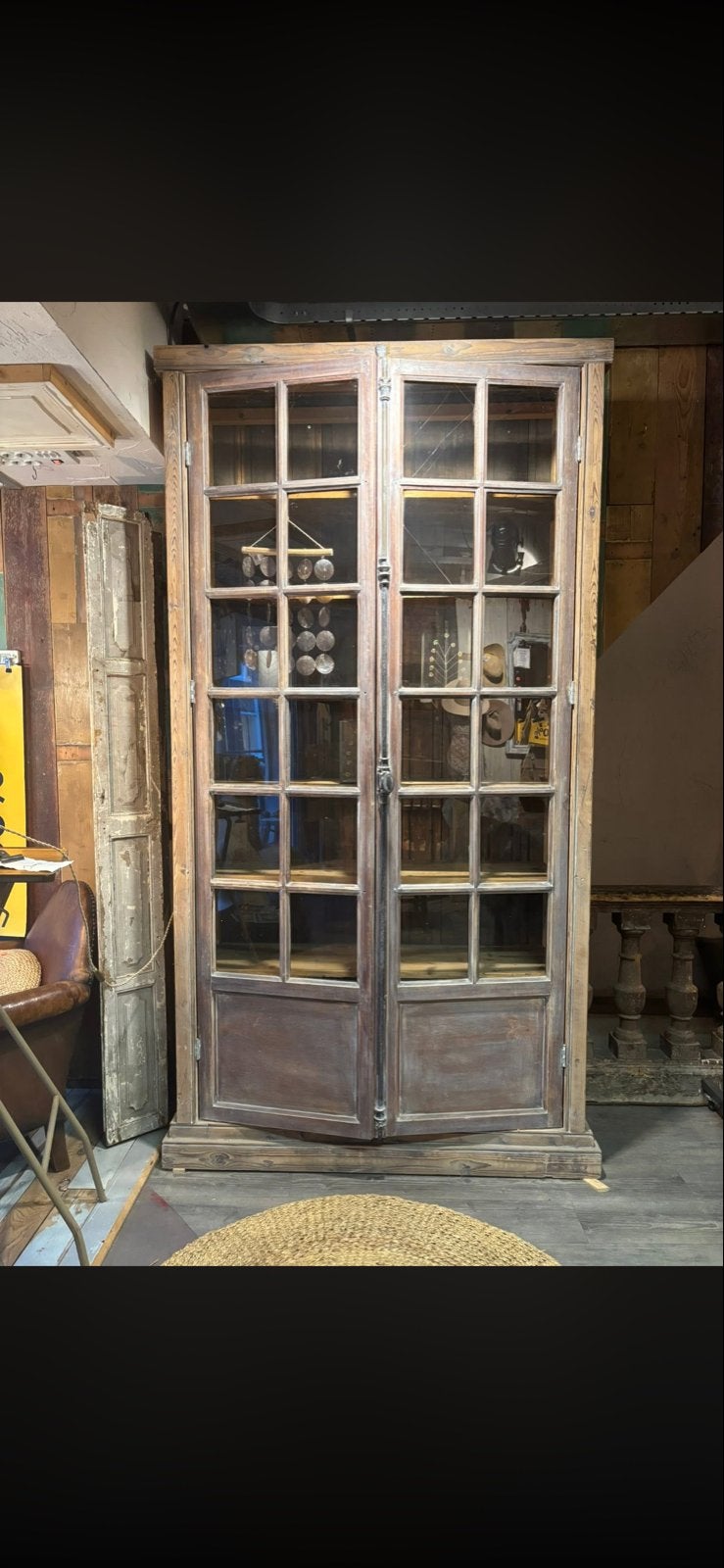 Vintage Houten Vitrinekast, Ophalen, Gebruikt, 100 tot 150 cm, 200 cm of meer