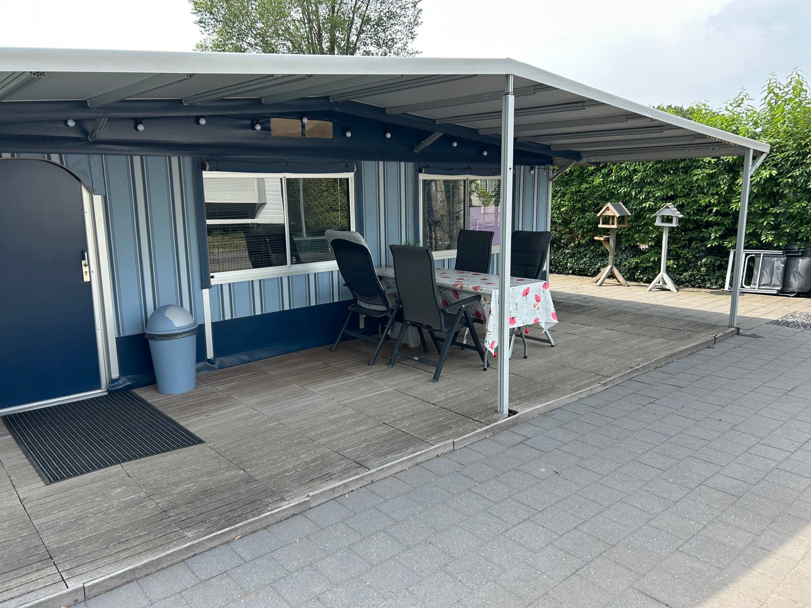 Caravan op seizoensplek vakantiepark de Maashorst Schaijk