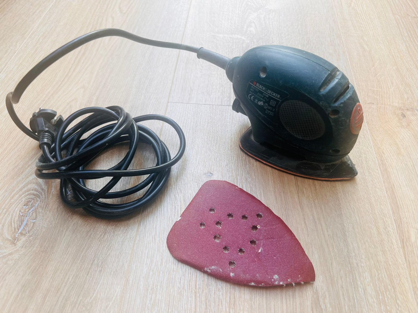 Black & Decker Mouse schuurmachine, Ophalen of Verzenden, Gebruikt, Minder dan 600 watt, Vlakschuurmachine