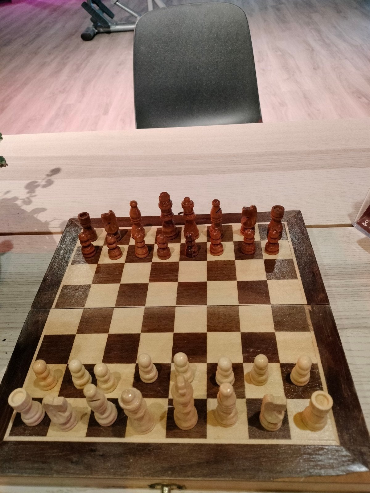 Schaak- en Backgammonspel in houten kist, Ophalen, Gebruikt, Een of twee spelers, Onbekend