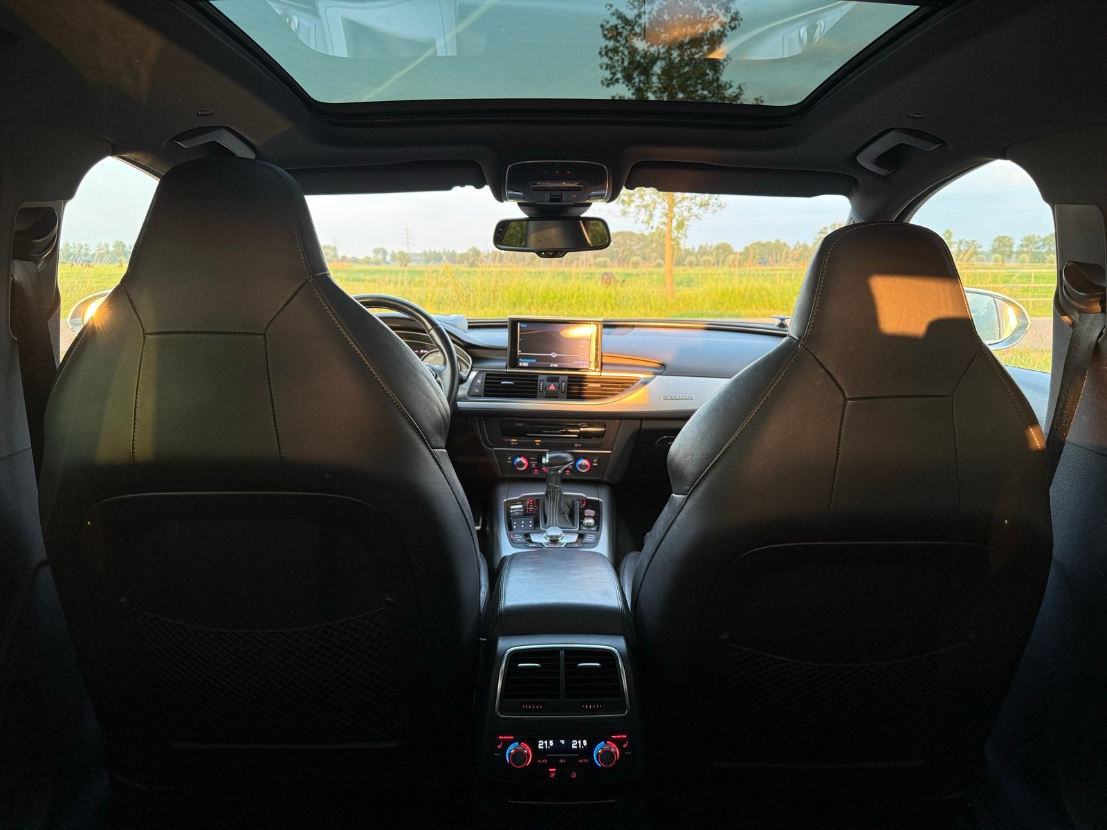 Foto 9 van Audi S6 420pk Quattro S Tronic 2012 Zwart