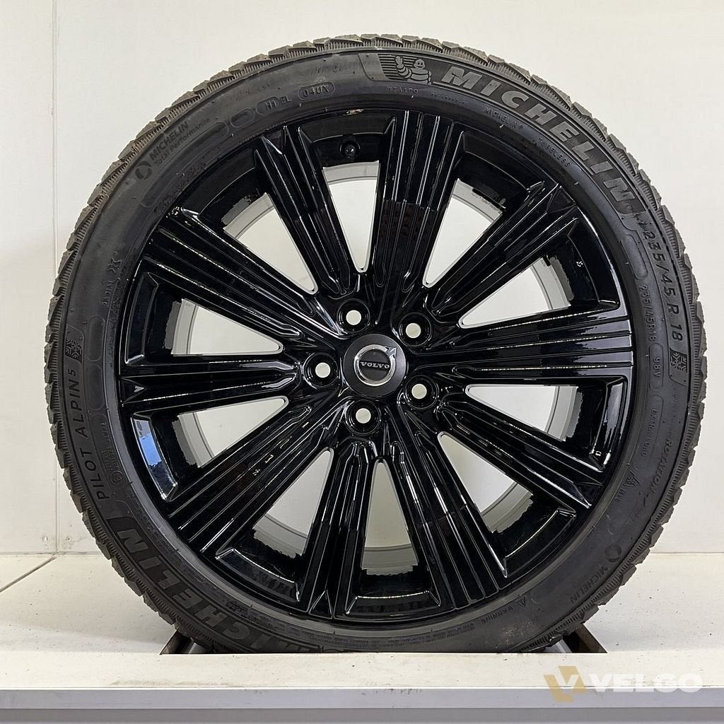 VOLVO V60 S60 VELGEN SET WINTERBANDEN 18 INCH *, 18 inch, -, -, Banden en Velgen