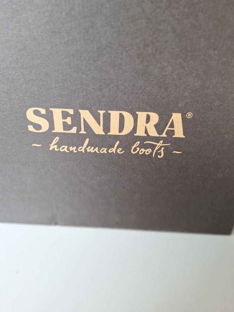 Sendra boots, Ophalen, Sendra, Lage of Enkellaarzen, Zo goed als nieuw