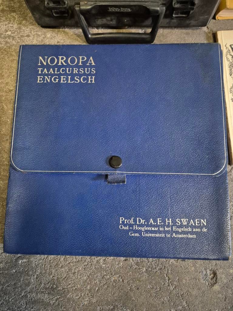 mooie boeken  uit de tweede wereld oorlog, Ophalen of Verzenden