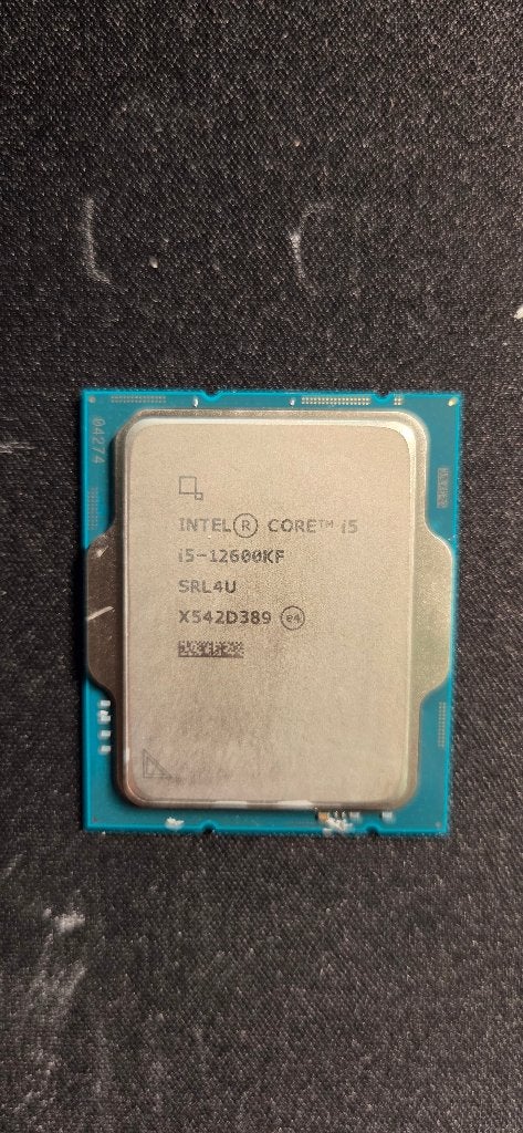 Intel Core i5 (12600KF & 6500T), CPU Koelers & 180mm Fans, Computers en Software, Ophalen of Verzenden, Zo goed als nieuw, 4-core