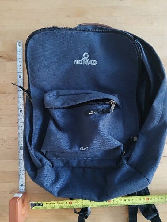 Nomad Clay Rugzak - Donkerblauw, Zo goed als nieuw, Nomad, 25 tot 40 cm, Ophalen of Verzenden, Zo goed als nieuw