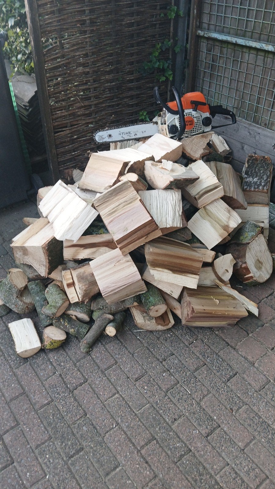 Brandhout, stookhout, kachelhout (ongeveer halve kuub), Ophalen